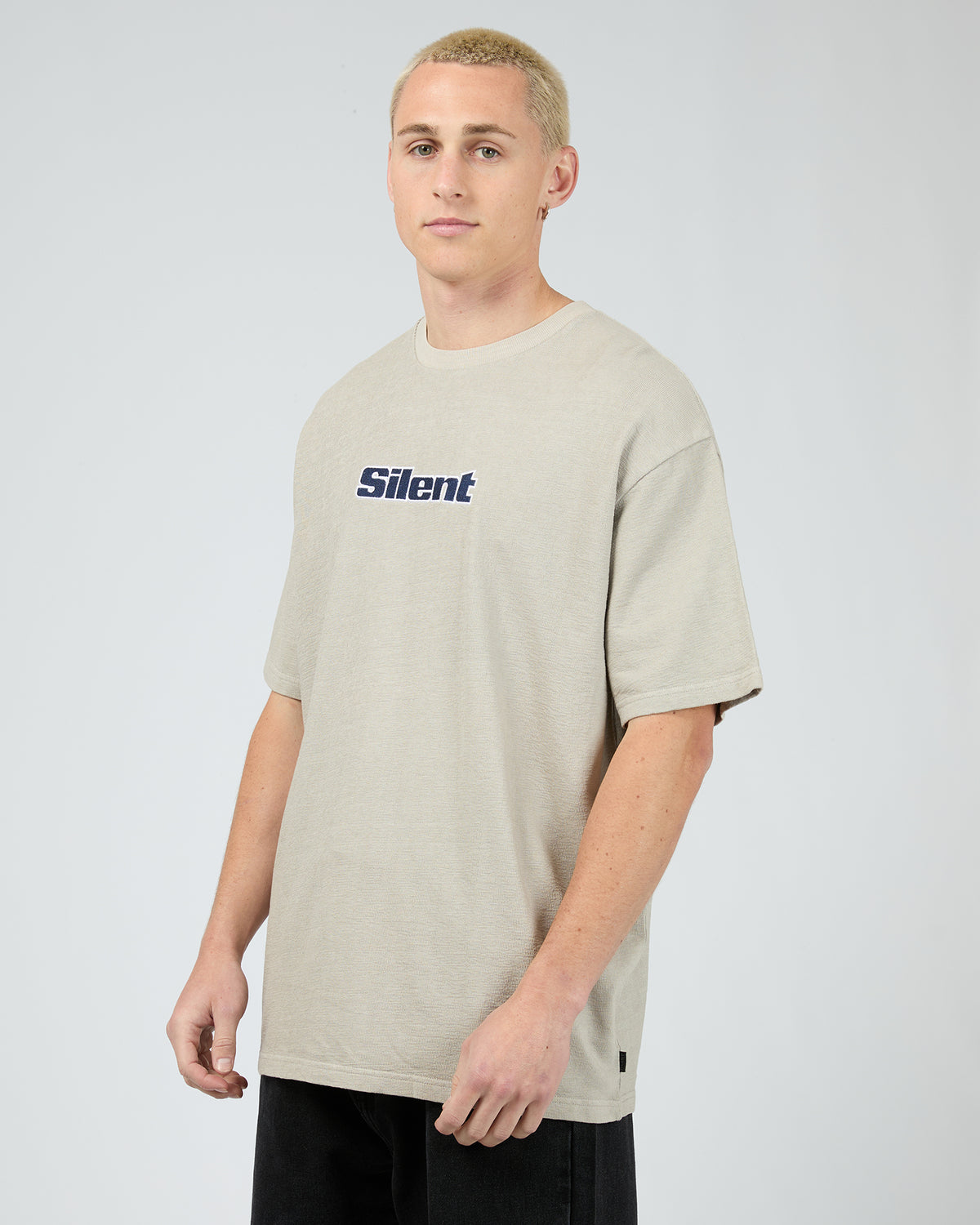 Silent Embro Tee Grey