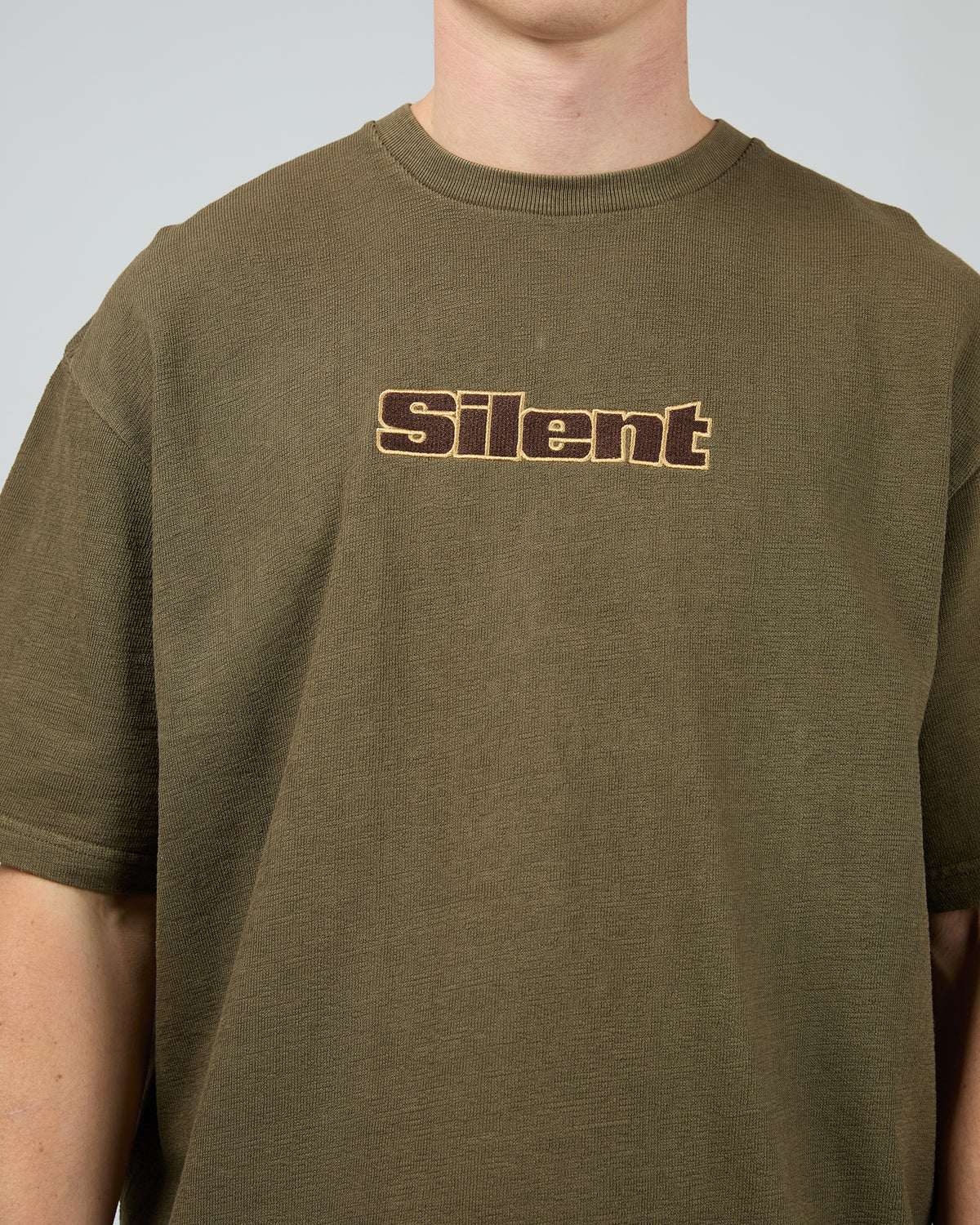 Silent Embro Tee Khaki