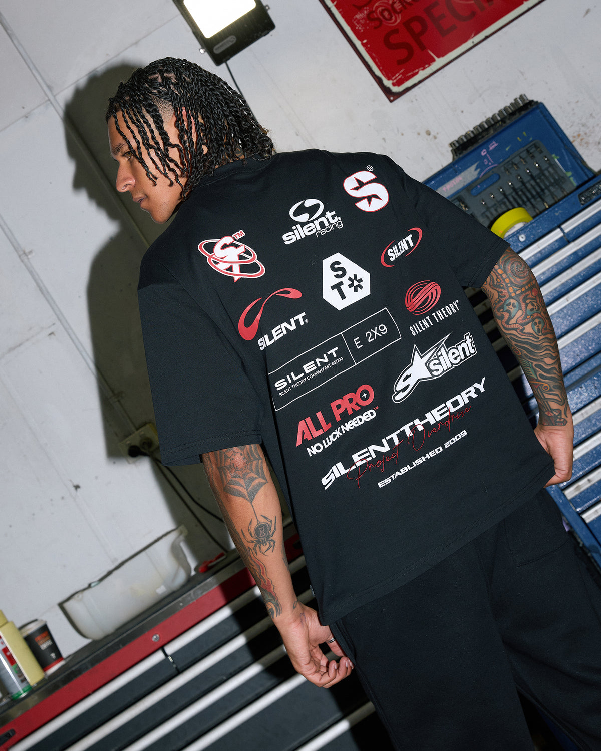 Redline Tee Black