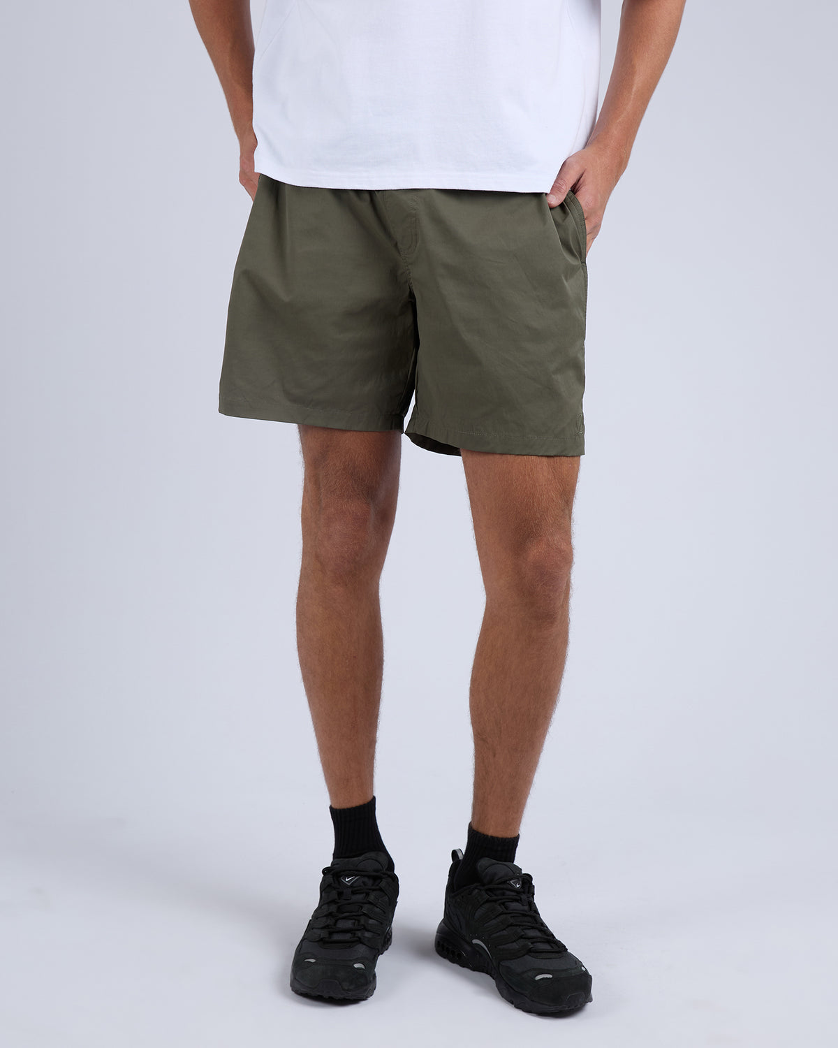 Tres Short Green