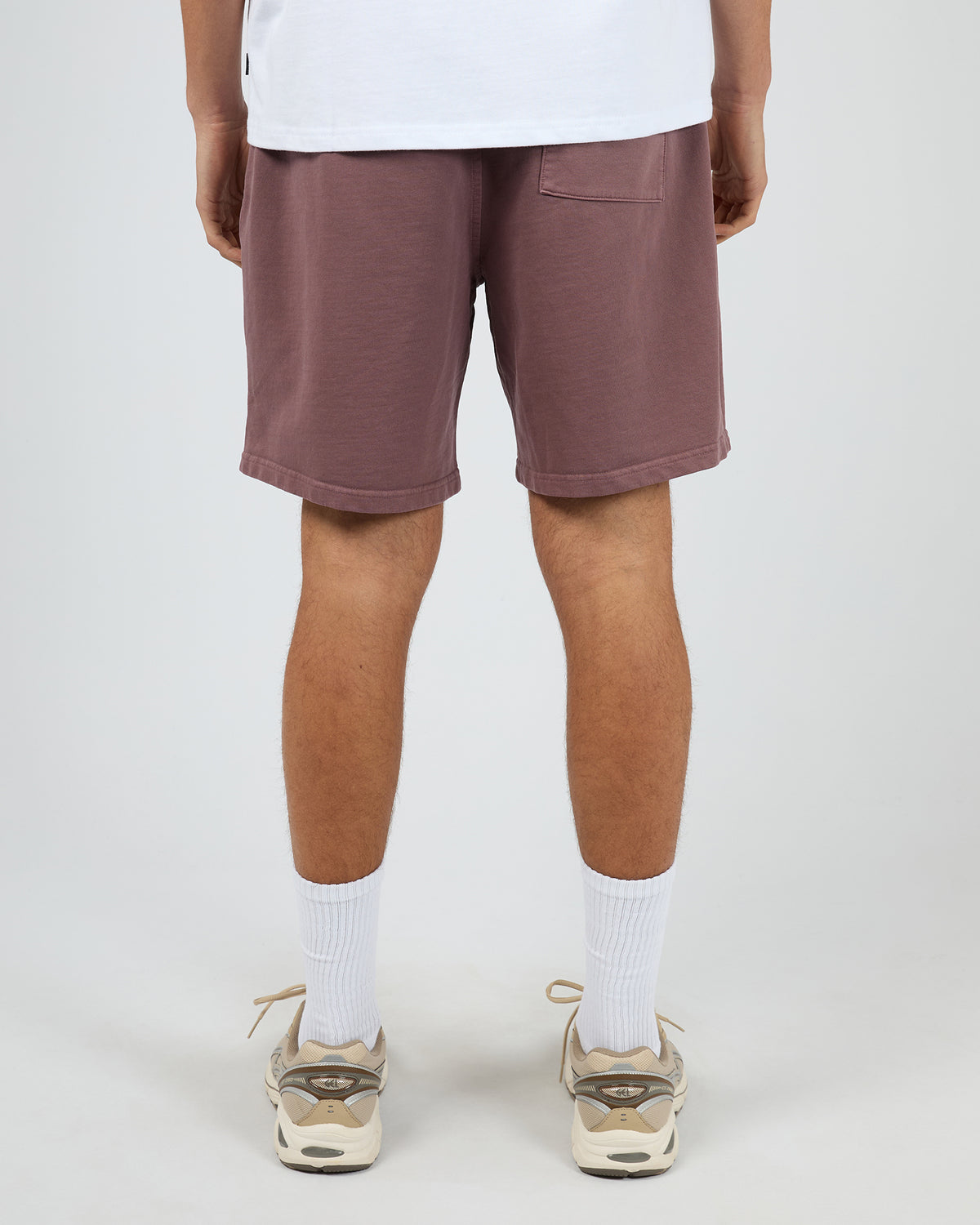 Essential Theory Short V2 Vino