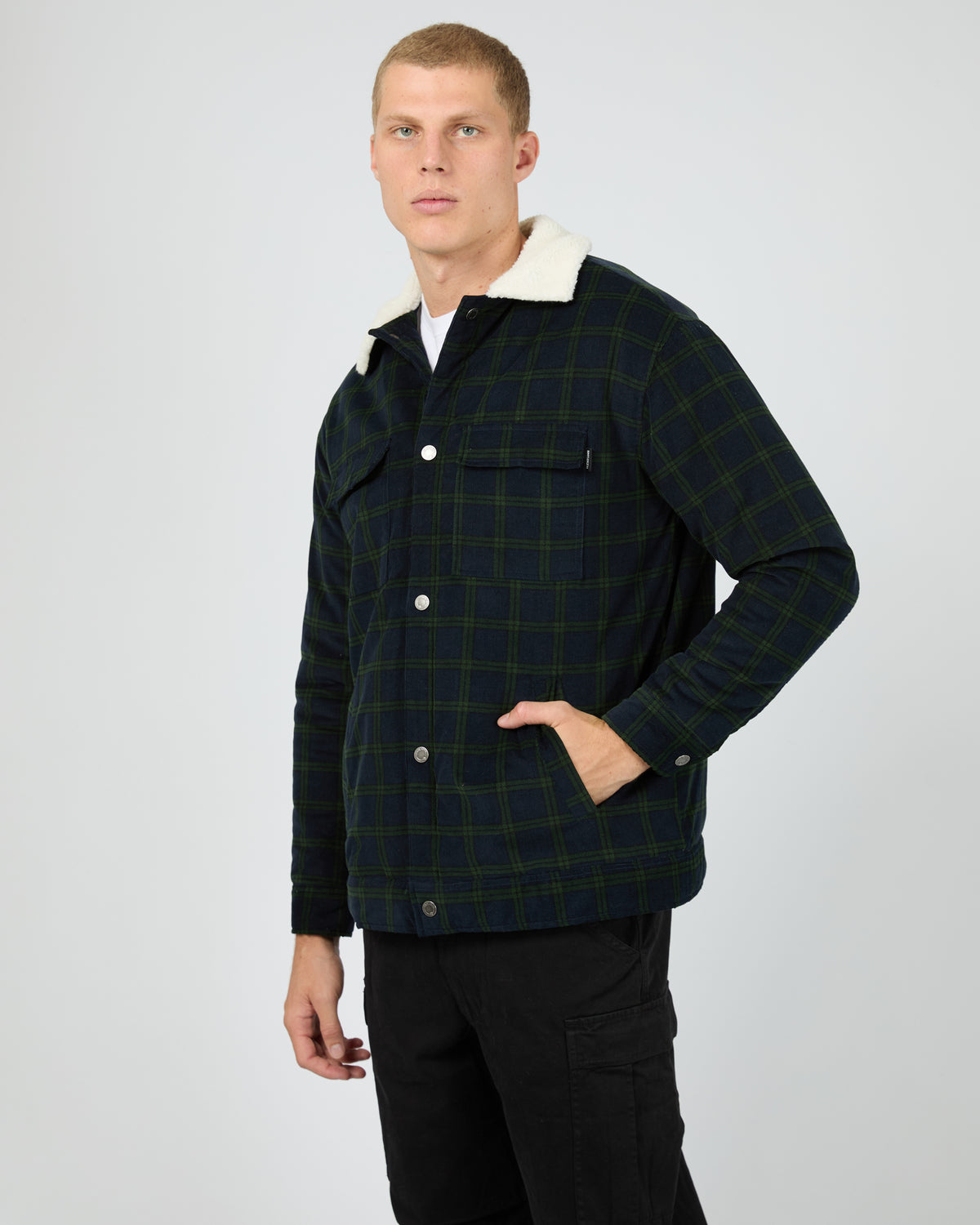 4352046.NAVY_4_1744588667000