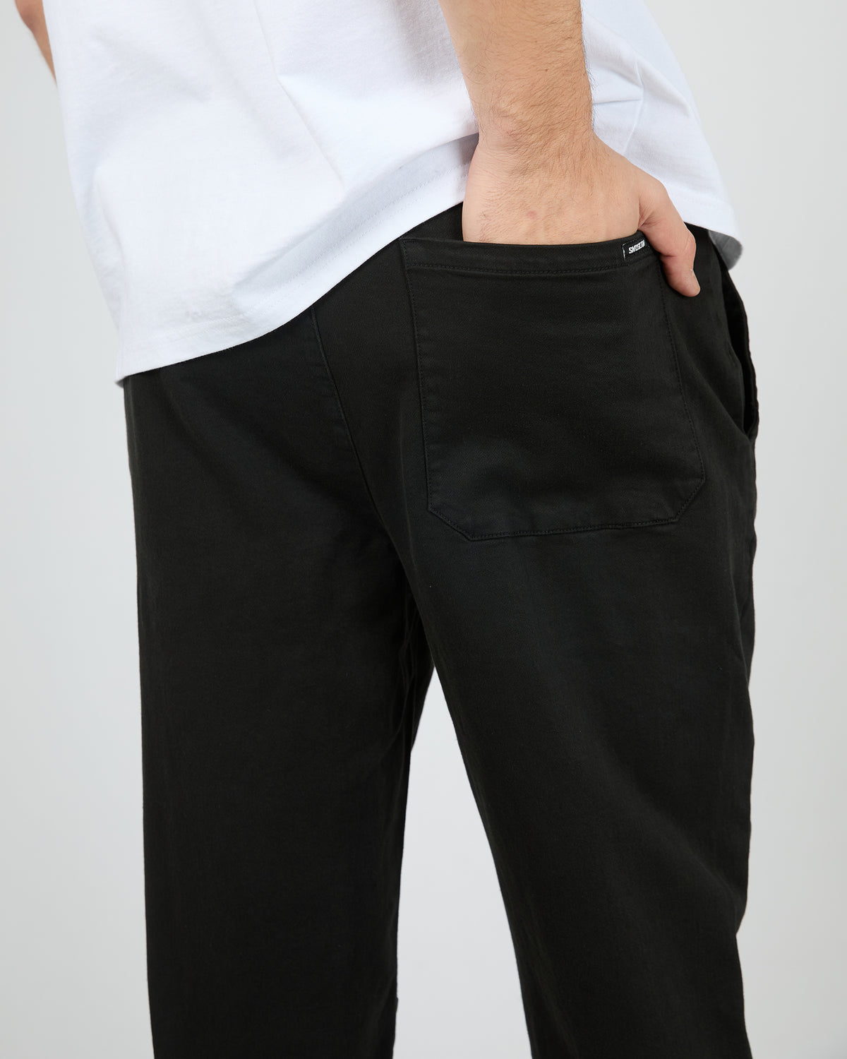 Outset Pant Black