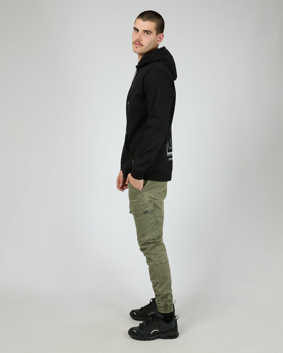 Wired Reflective Hoodie Black