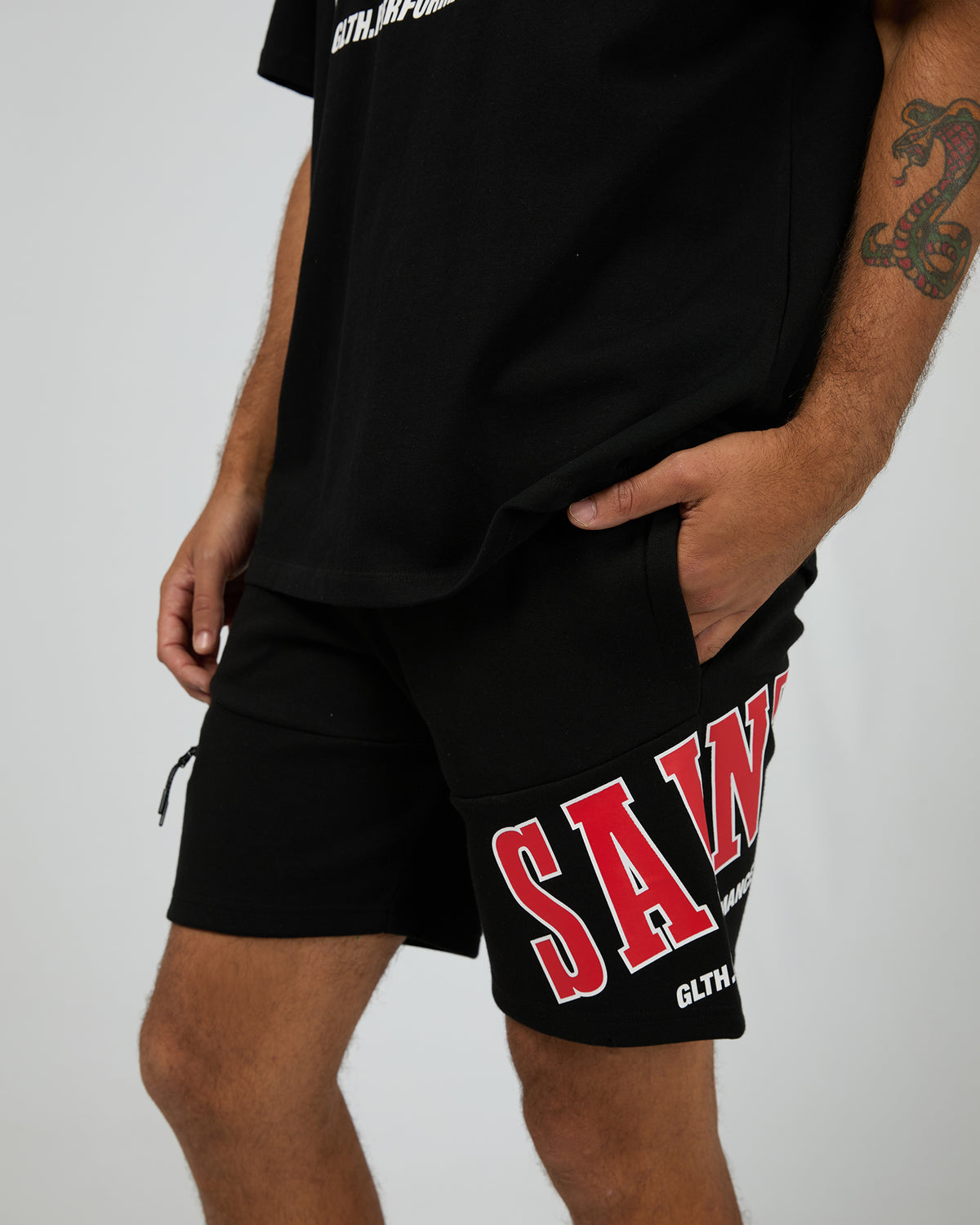 Baseline Short Black