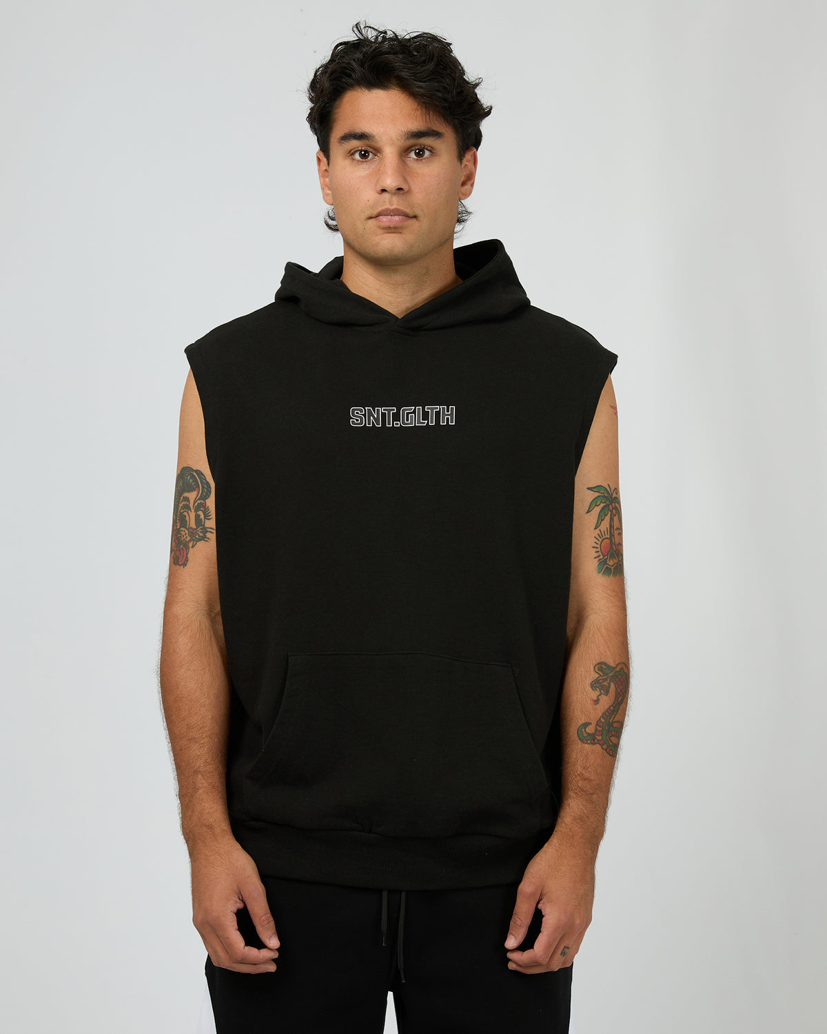 Conquered Hooded Muscle Black