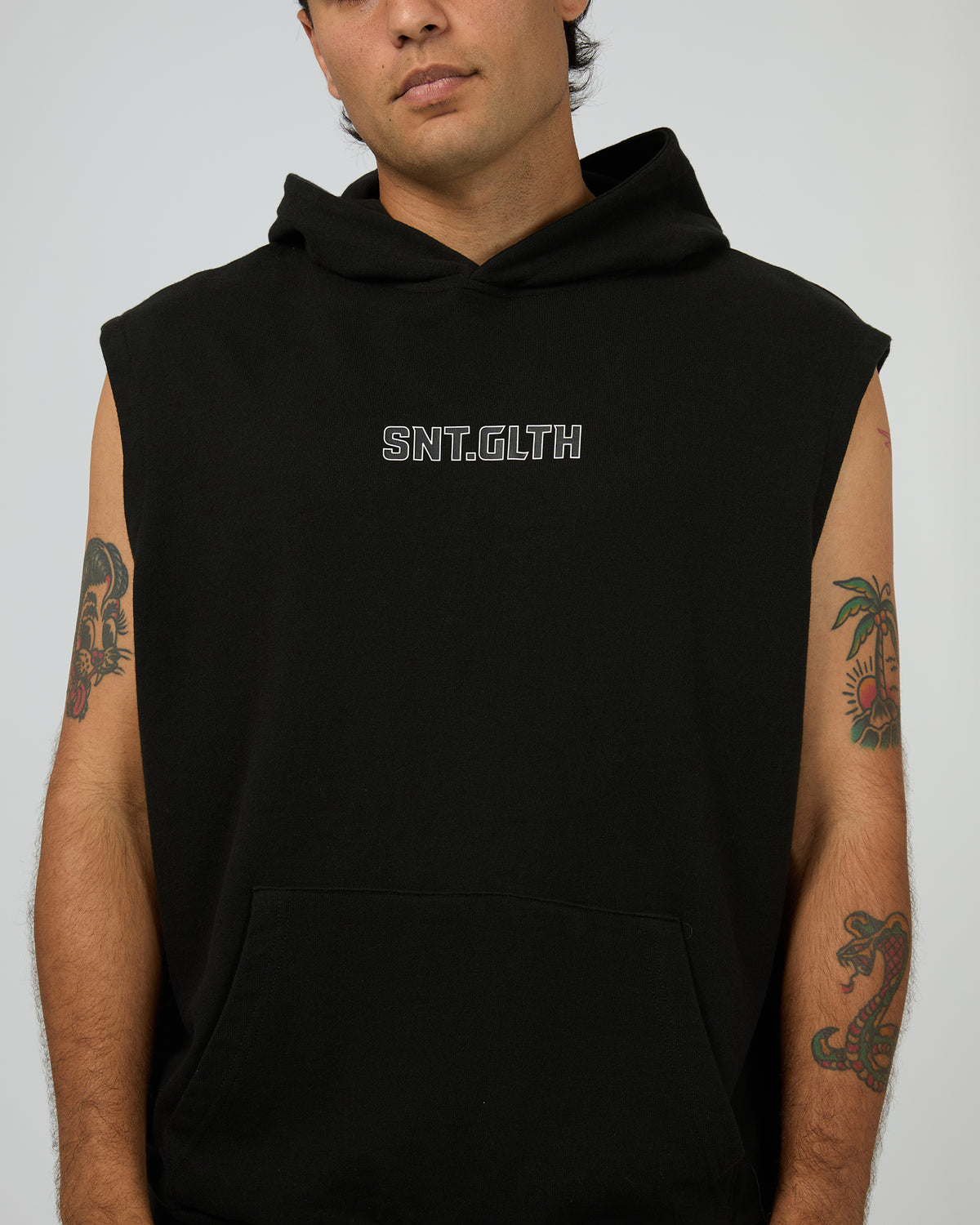 Conquered Hooded Muscle Black