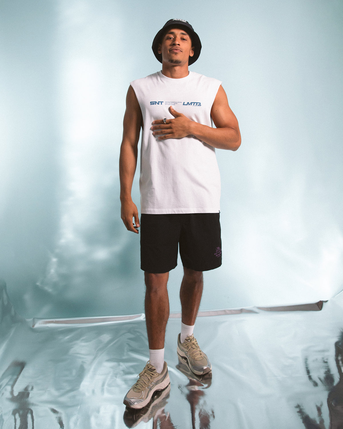 Aero Muscle White