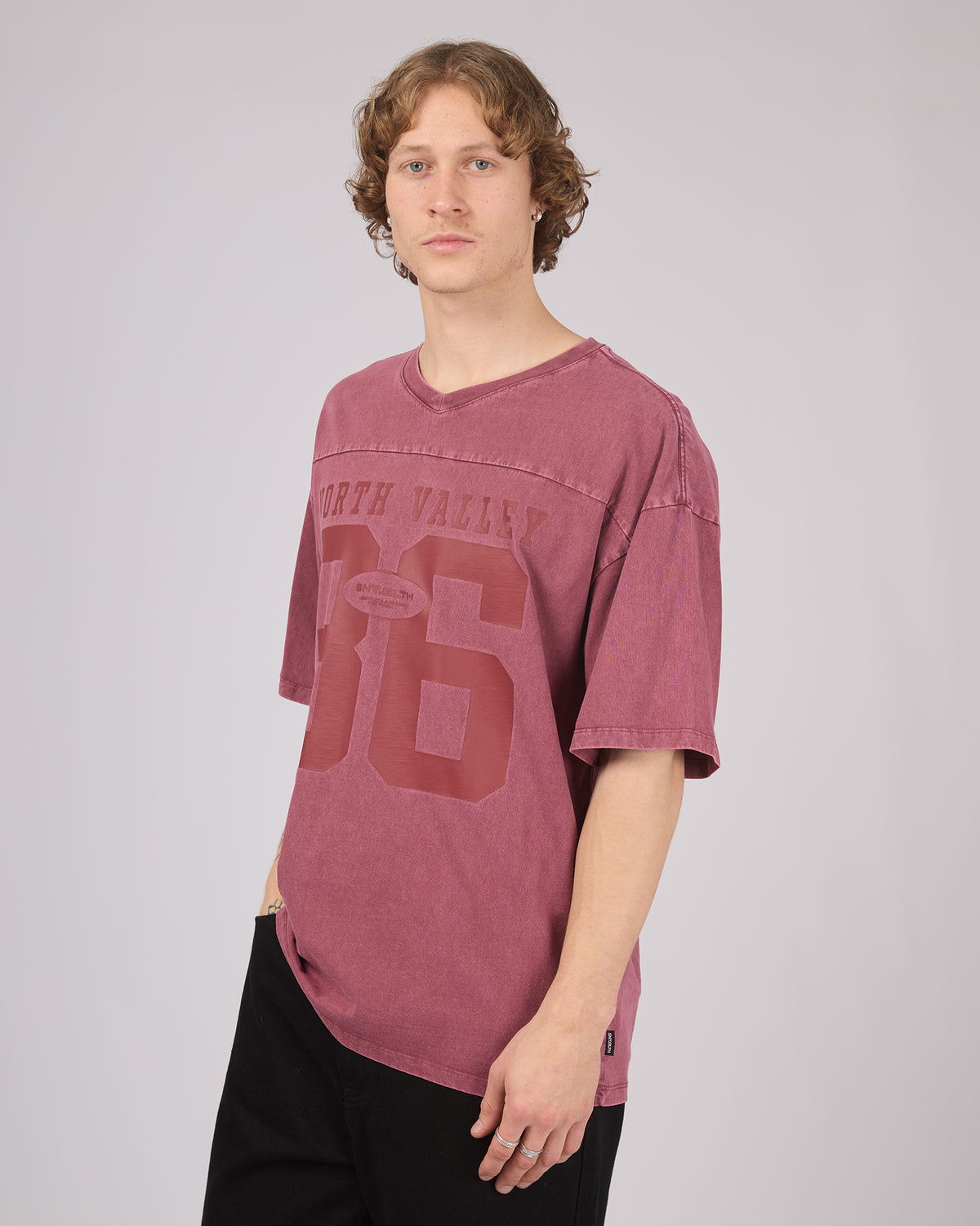 Nth Valley Tee Burgandy