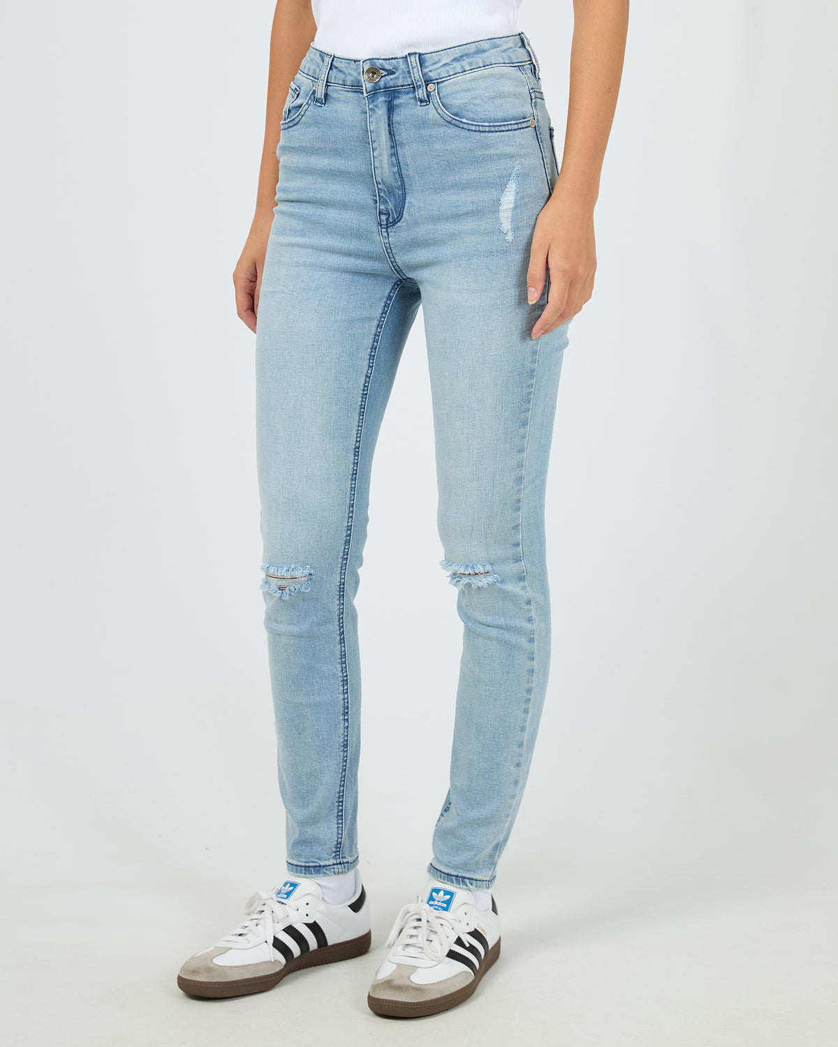 6093132.DEN_4_1741908067000