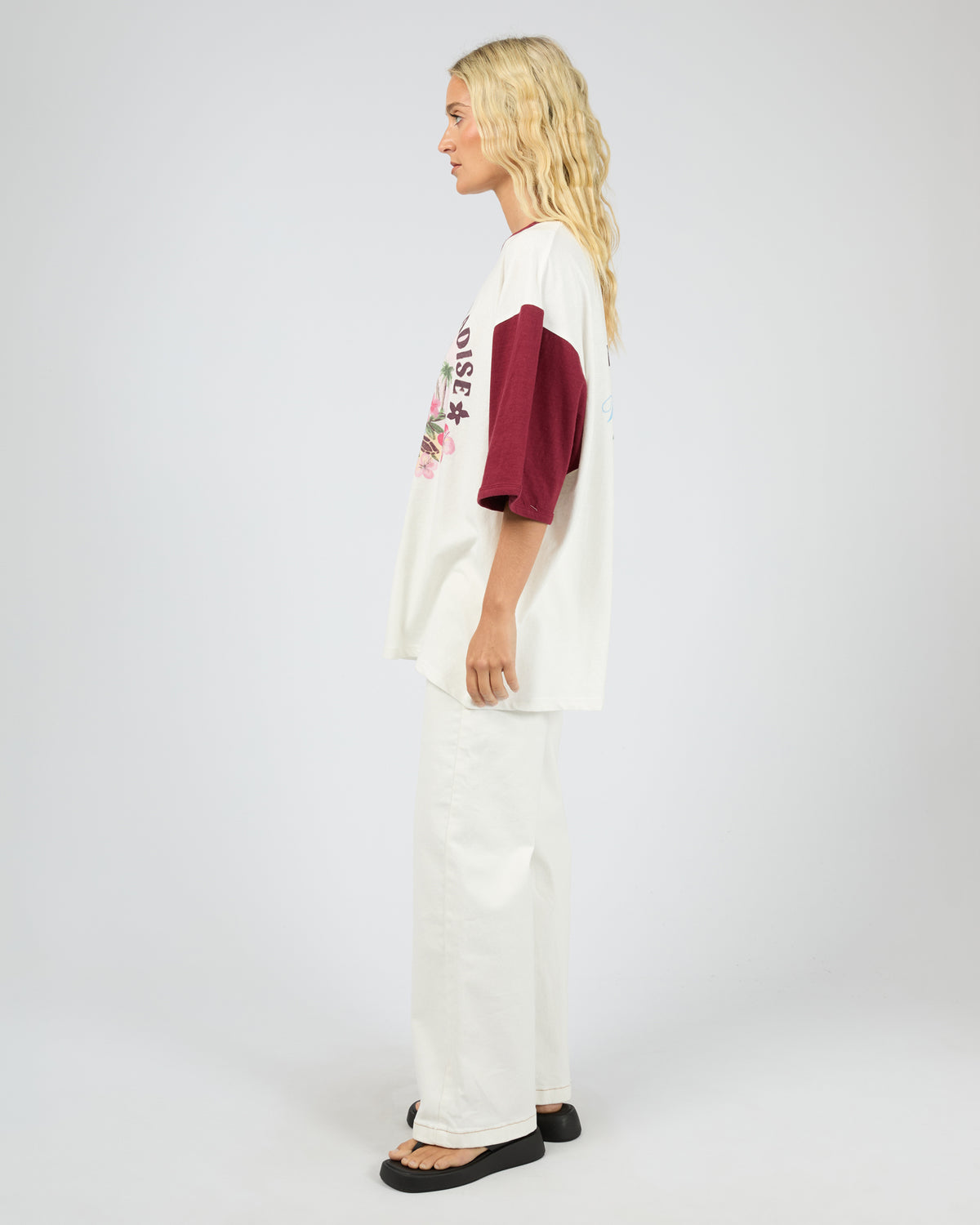 Paradise Oversized Tee Wine