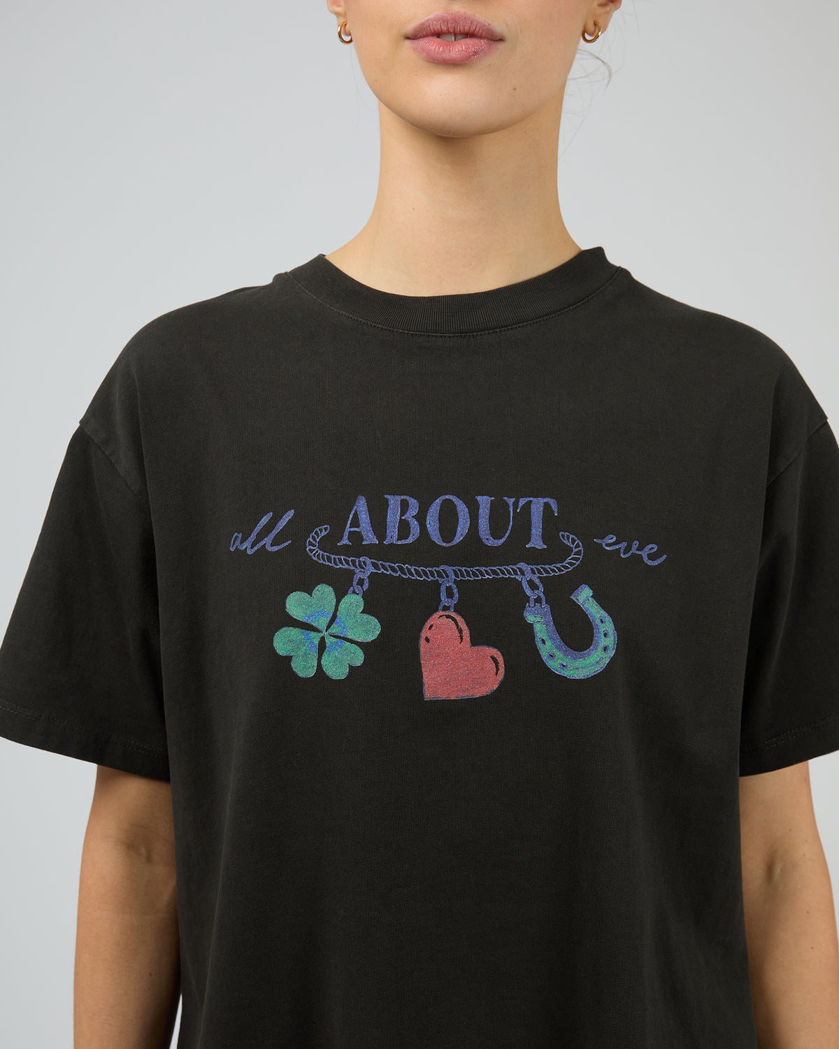 Lucky Charm Relaxed Tee Washed Black
