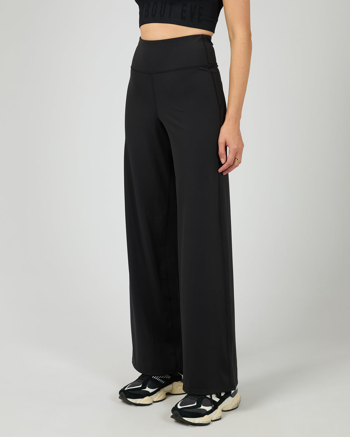 Studio Wide Leg Pant Black
