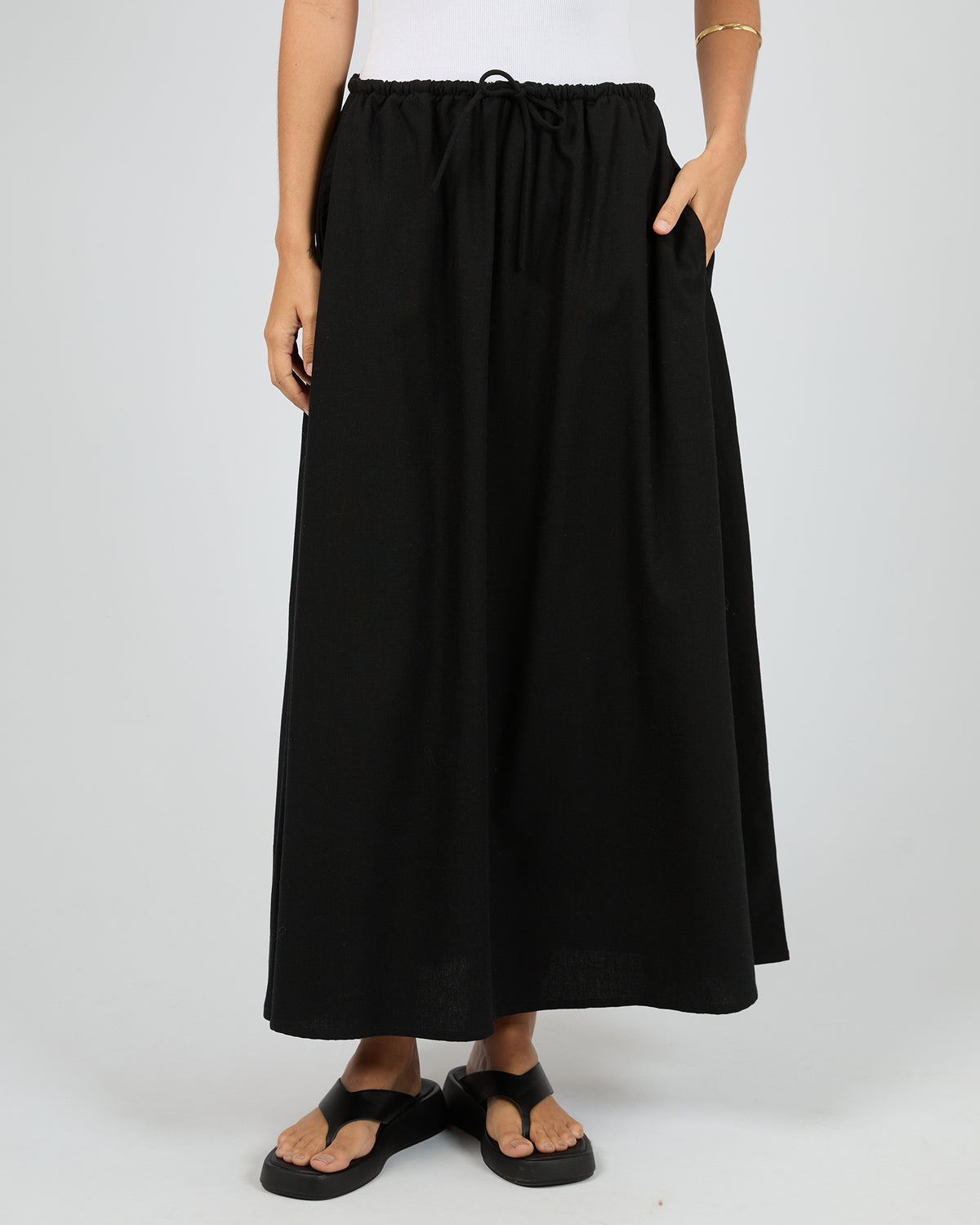 Aae Timeless Maxi Skirt Black