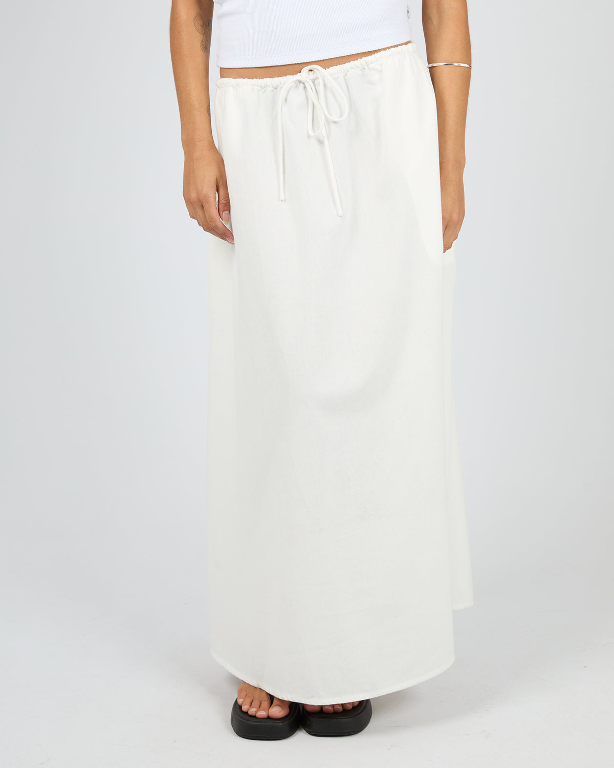 Aae Timeless Maxi Skirt White