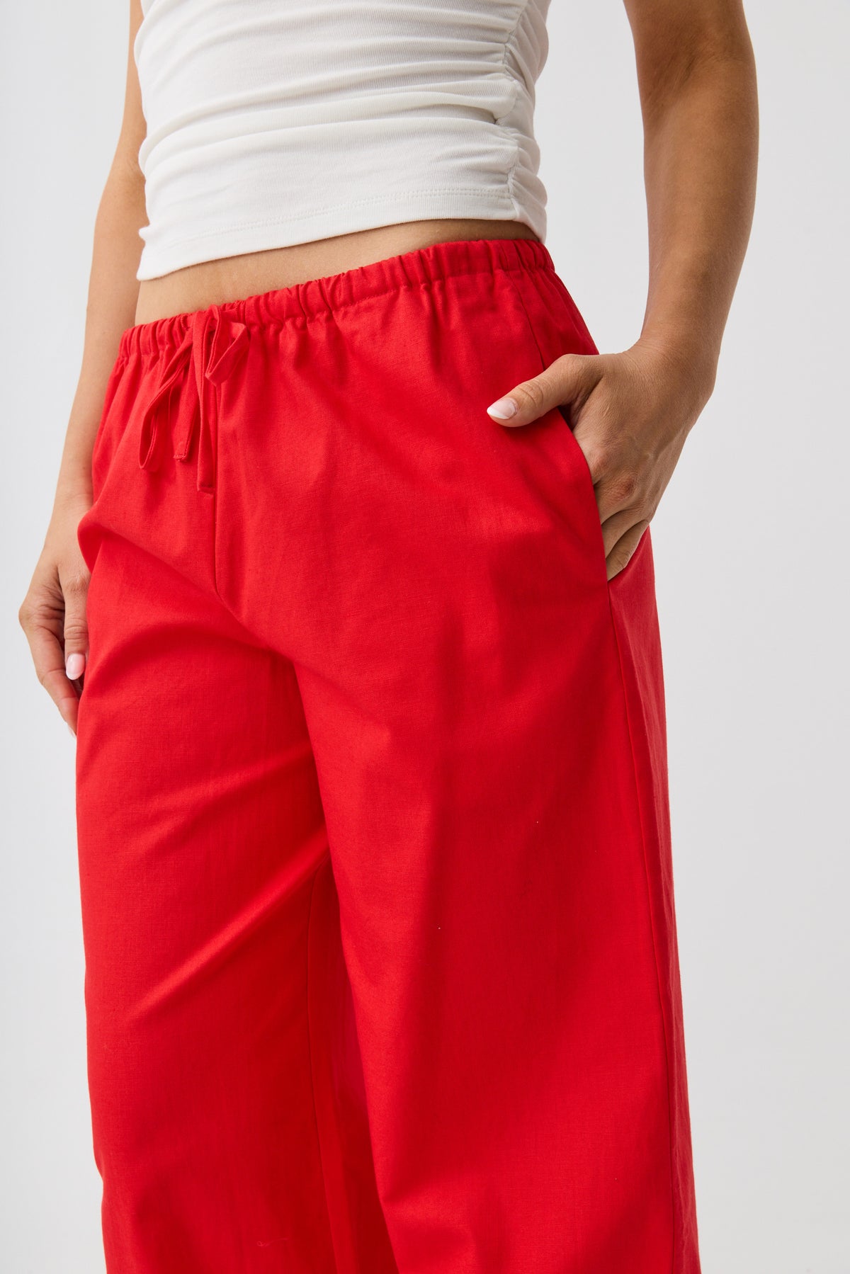 Aae Timeless Drawstring Pant Red