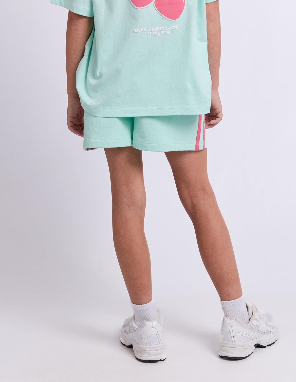 9582002.MINT_3_1785207234000