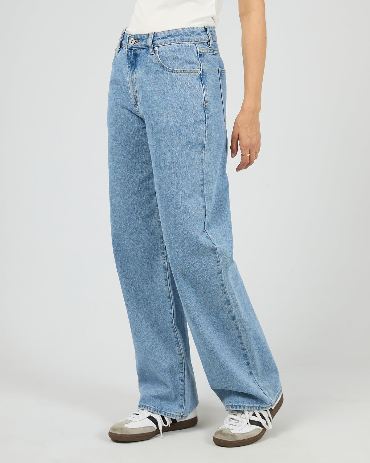 95 Baggy Gigi Jean Mid Blue