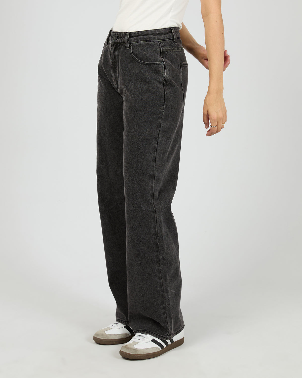 95 Baggy Petite Heide Washed Black
