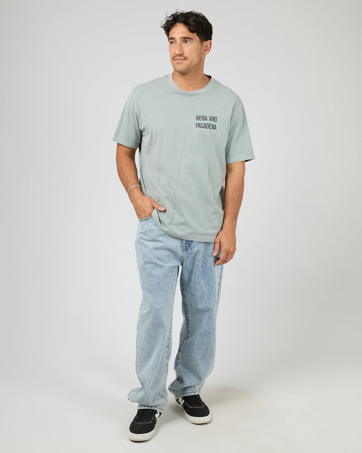 NP260315.GRY_2_1771366601000