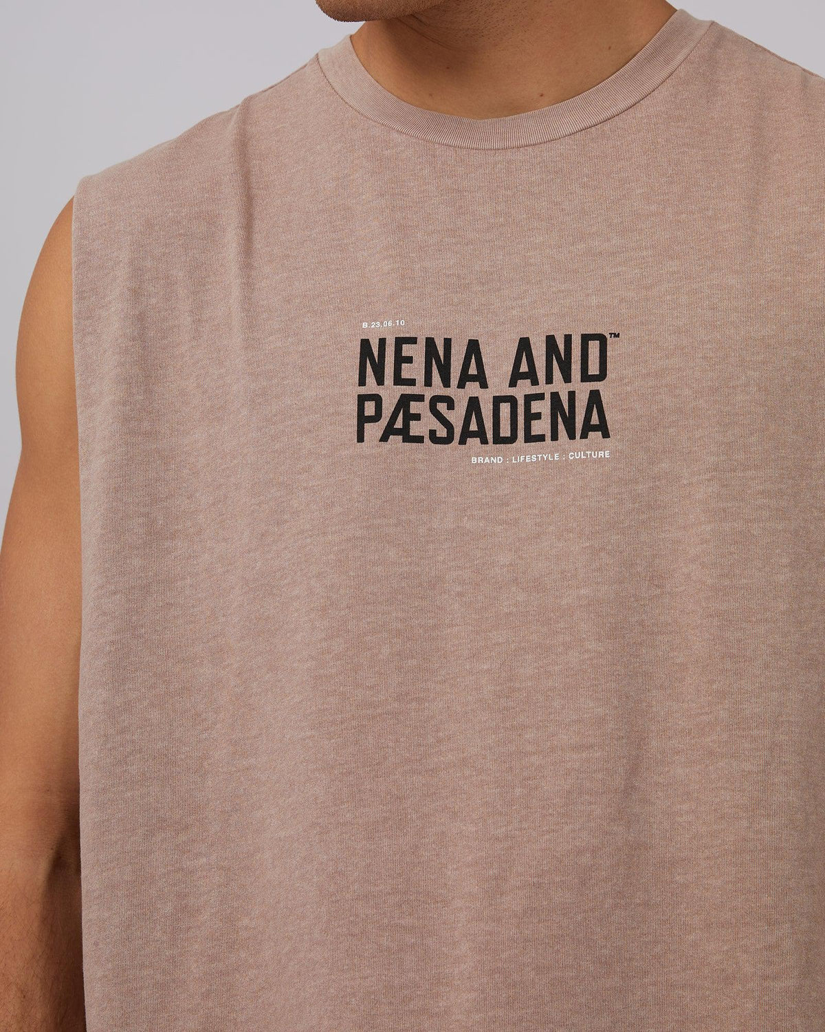 Nena and Pasadena-Hesitation Muscle Etherea Grey-Edge Clothing