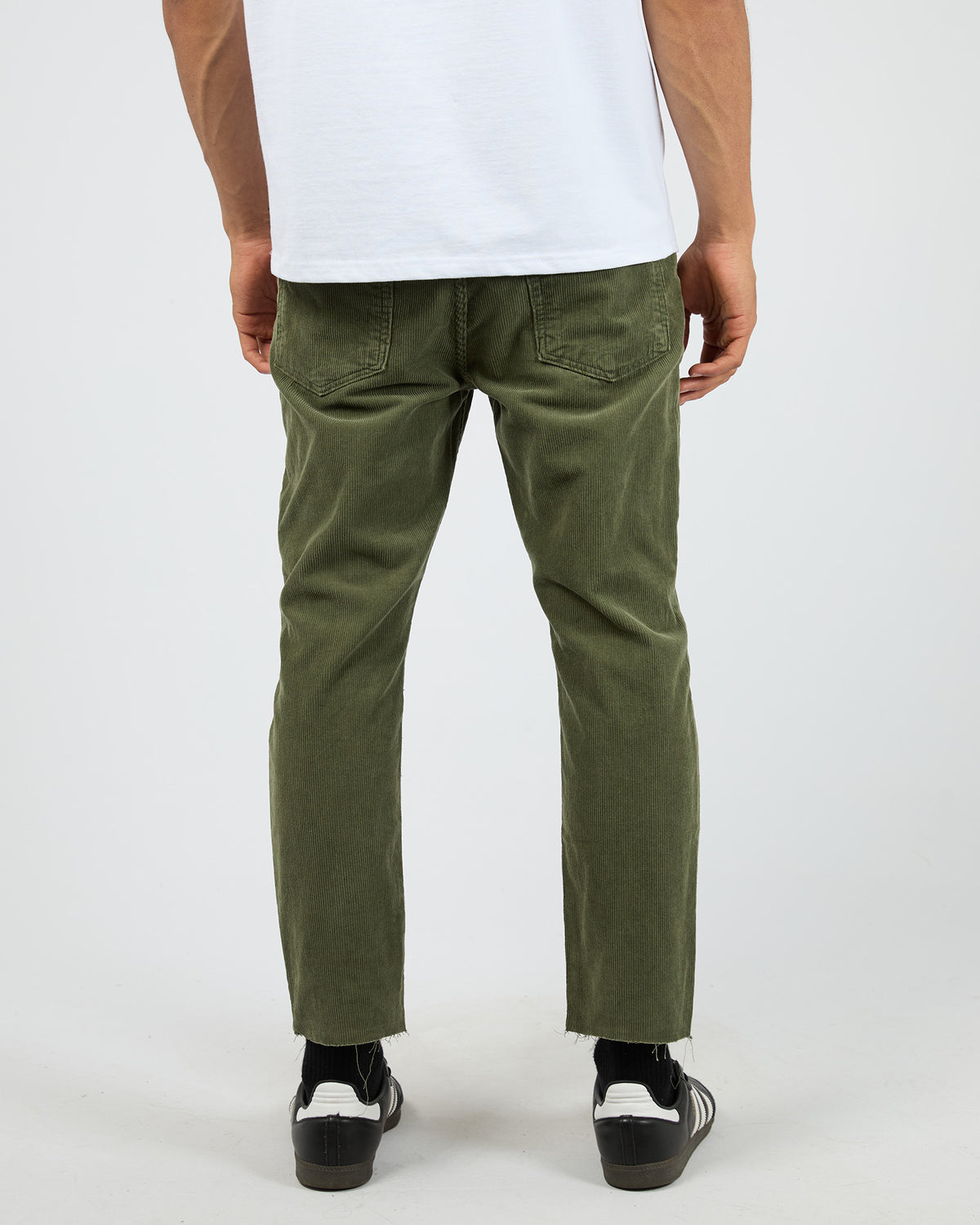 Relaxed Chop Cord Olive
