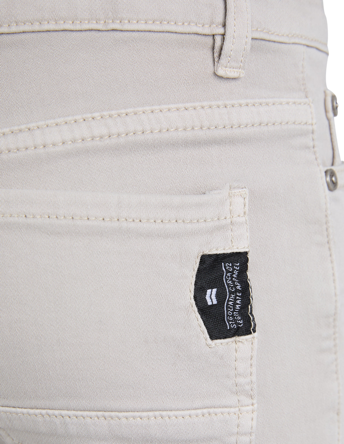 Teen Wye Slim Short Tan