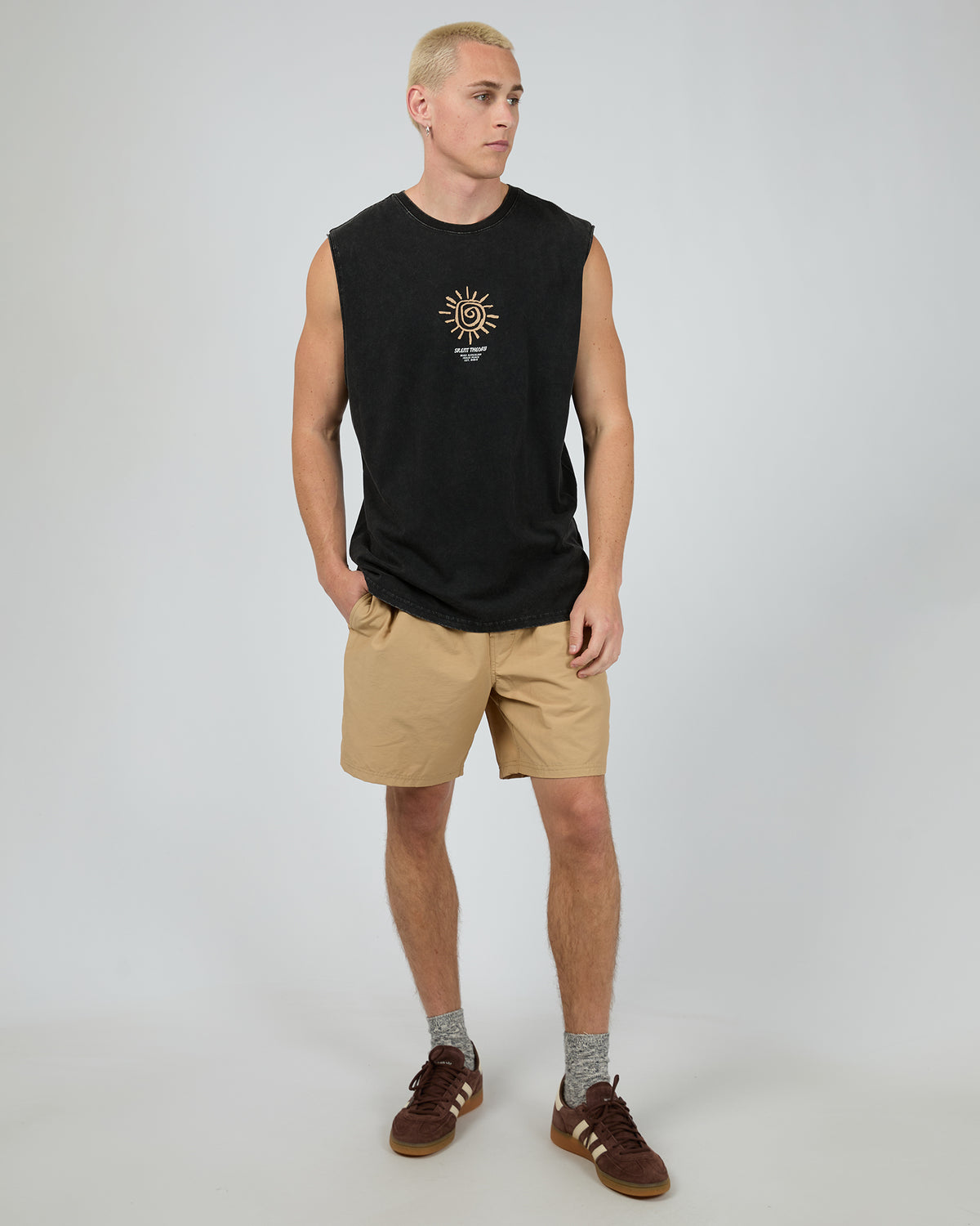 Sunny Muscle Washed Black