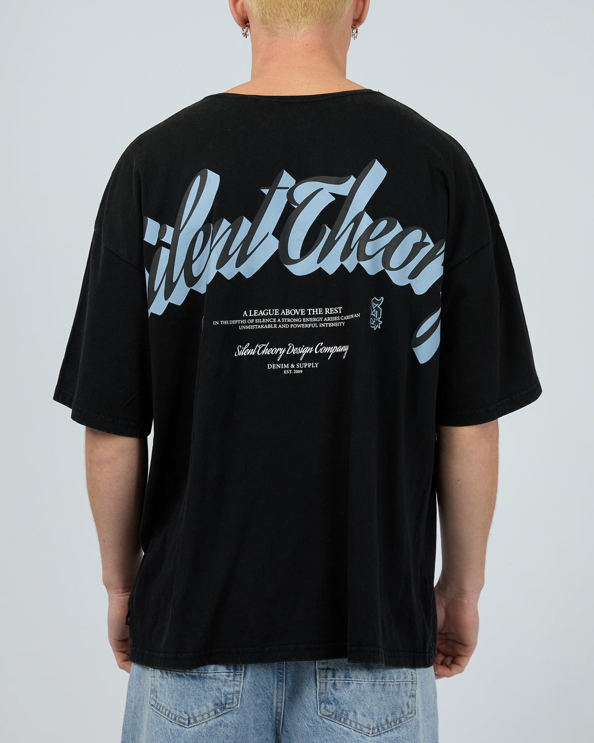 League Tee Washed Black