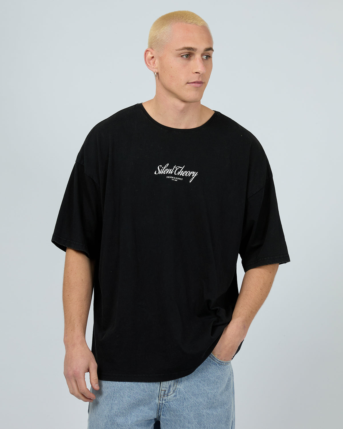 League Tee Washed Black
