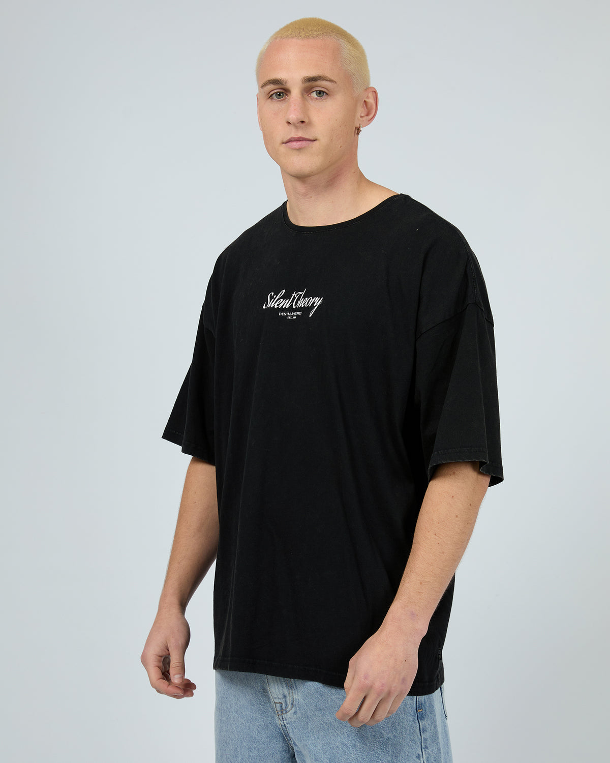 League Tee Washed Black