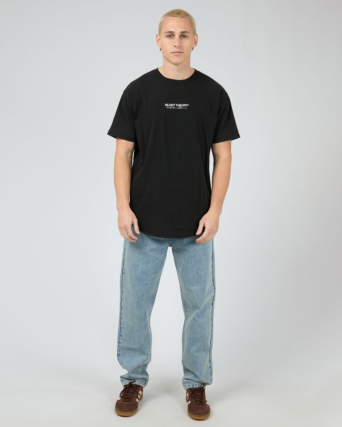 Invest Scoop Tee Washed Black