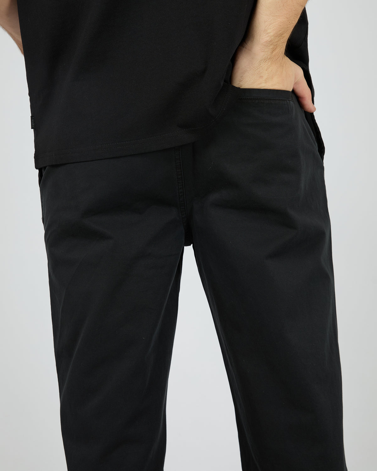 Relaxed Straight Chino Black