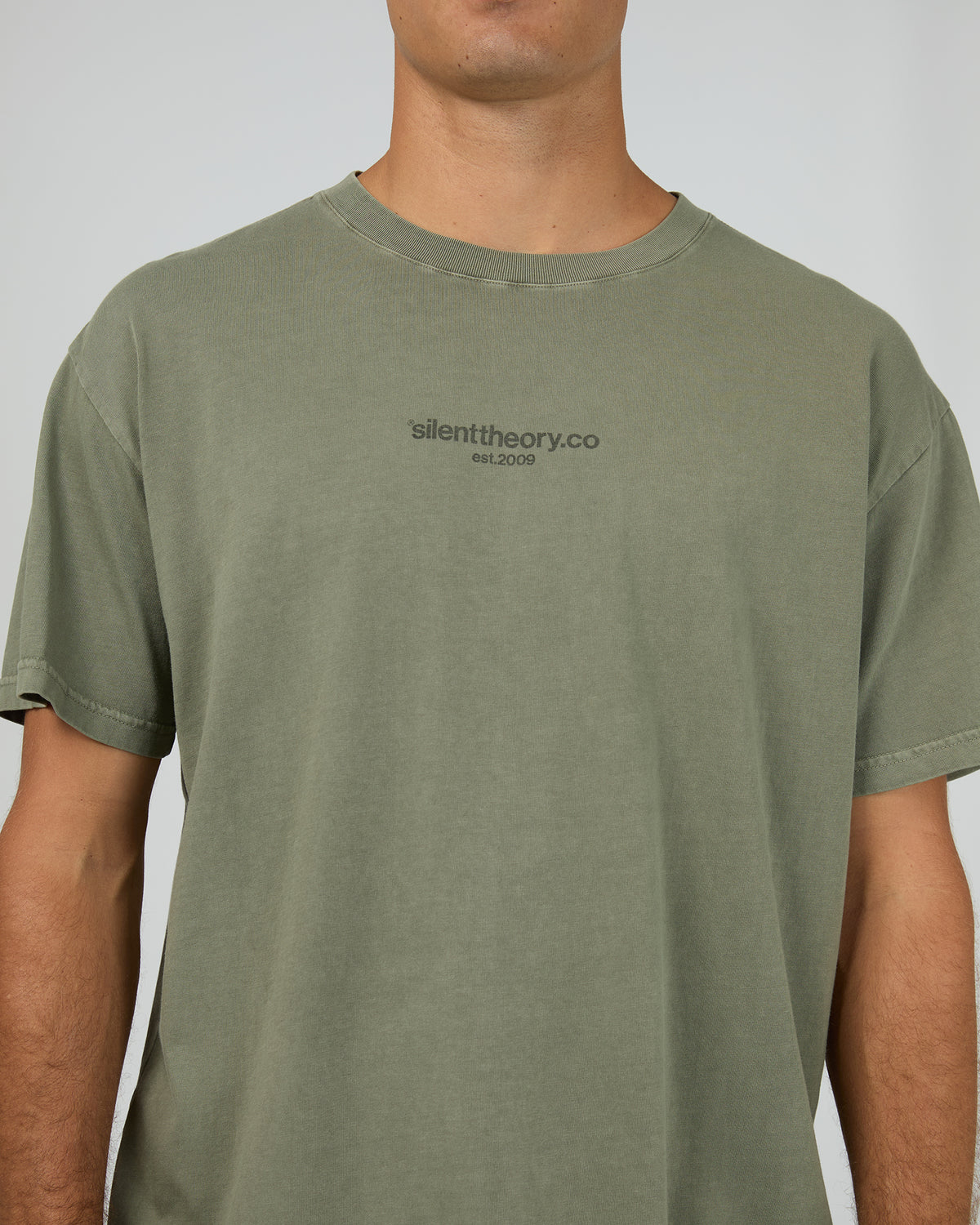 Fade Scoop Tee Olive