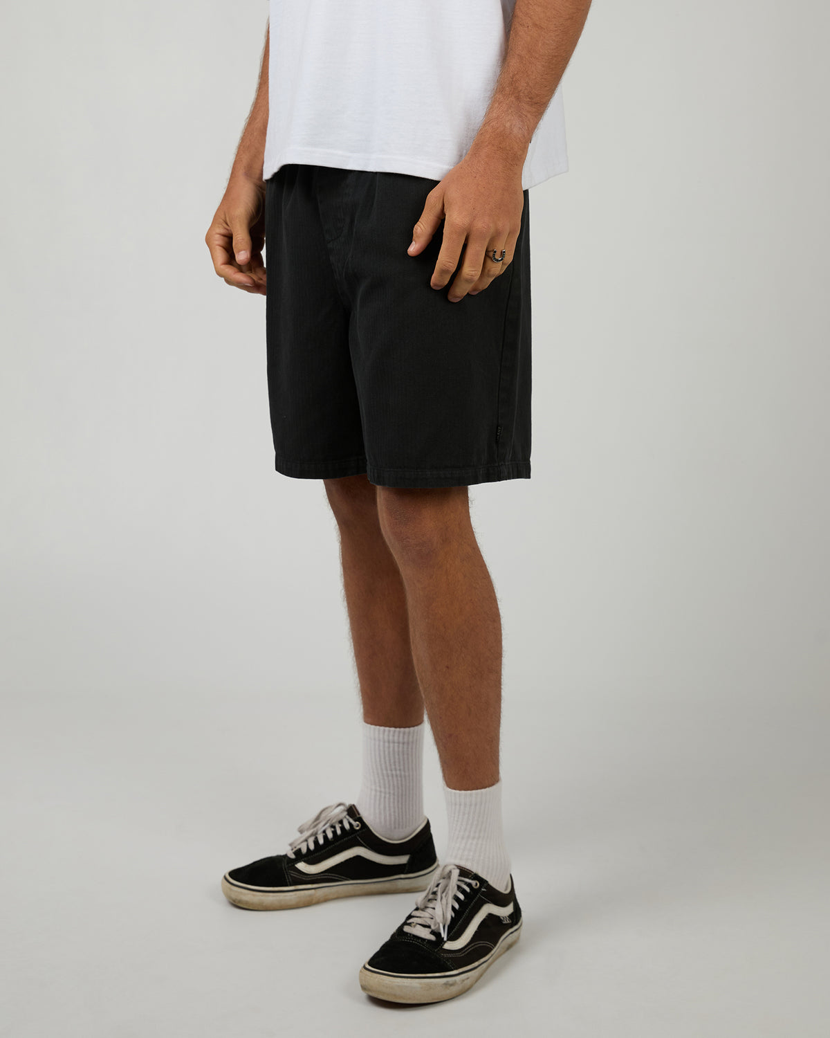 Herringbone Short Black