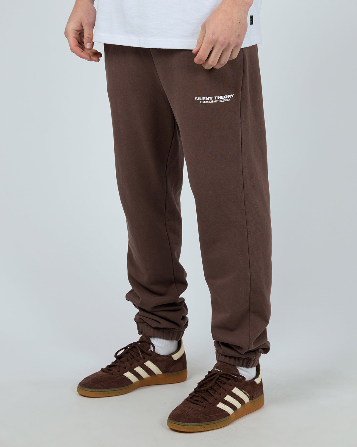 Essential Theory Track Pant Chocolate