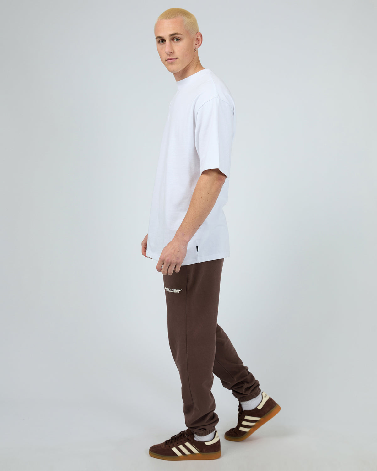 Essential Theory Track Pant Chocolate