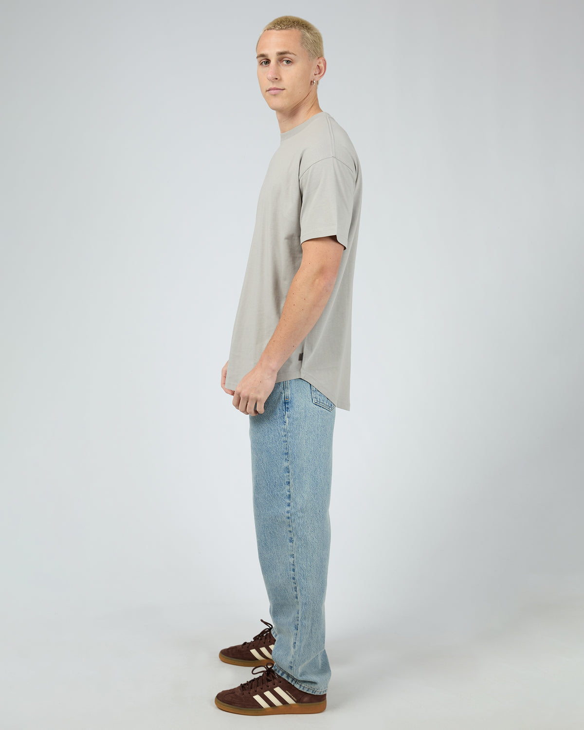 Solid Tail Tee Grey