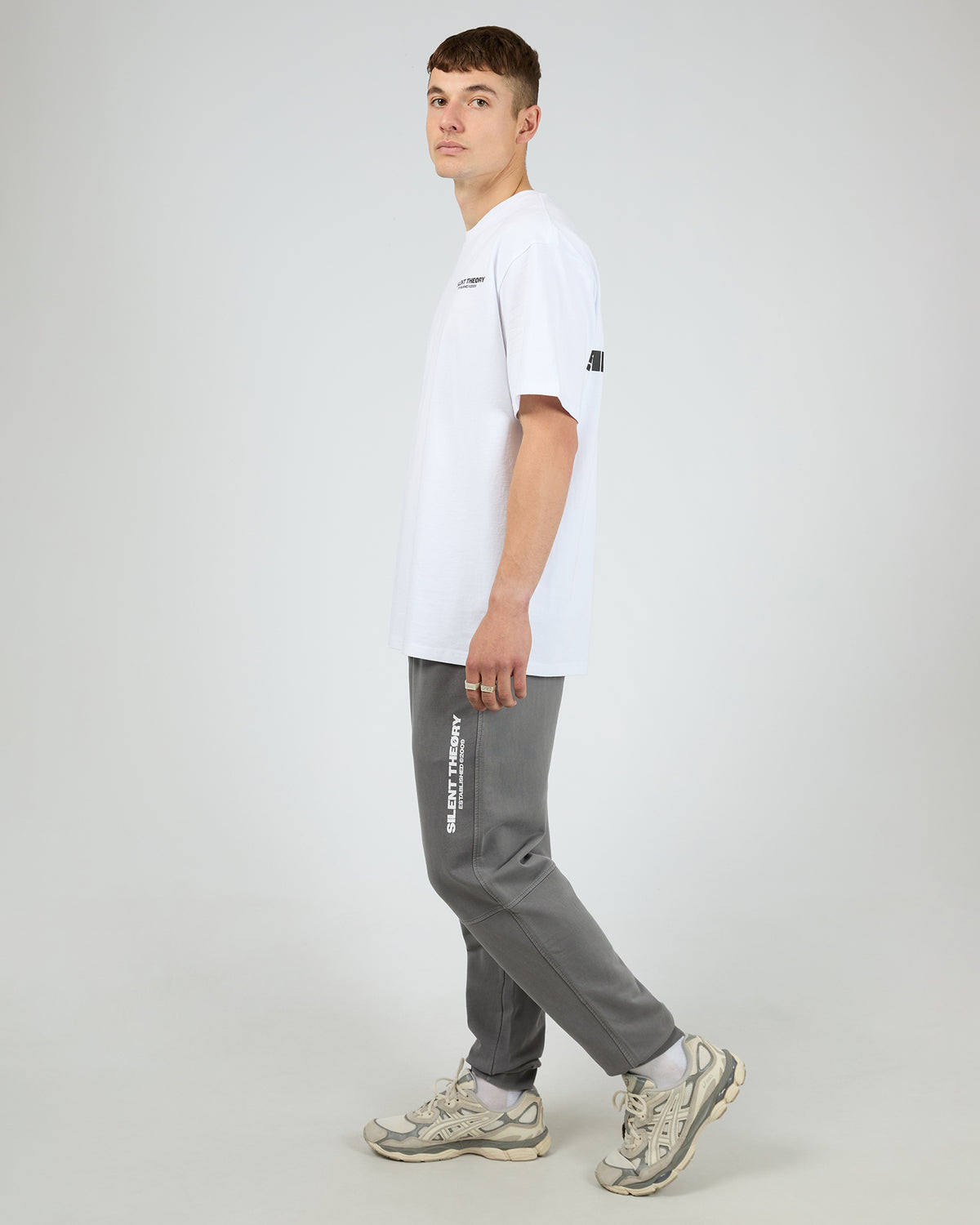 Essential Theory Trackpant V2 Charcoal