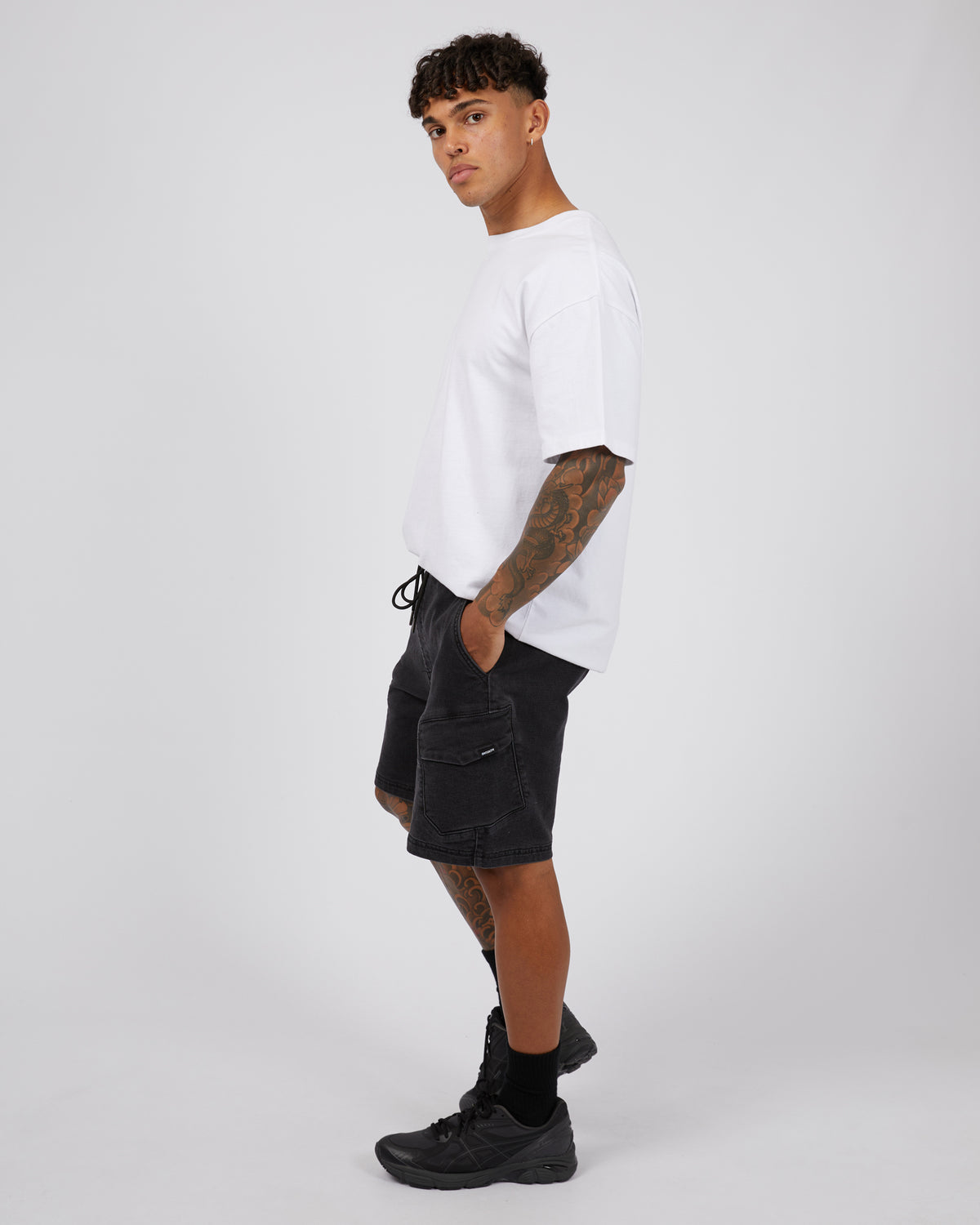 Gully Cargo Short Washed Black