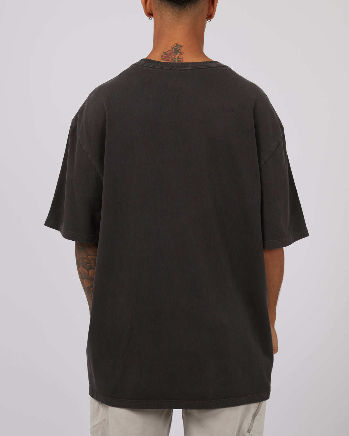 Silhouette Tee Coal