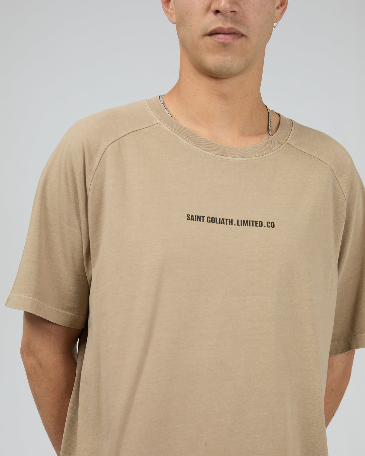 Elevate Raglan Tee Tan