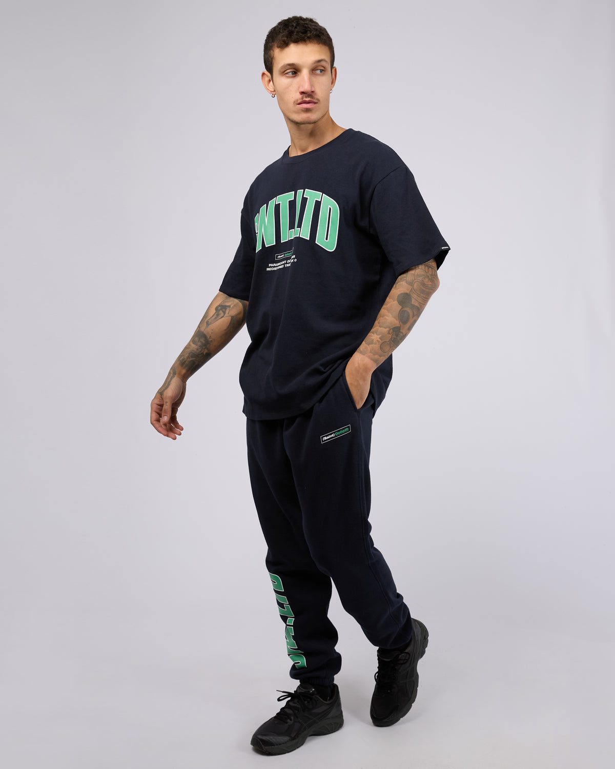 Superbold Tee Navy