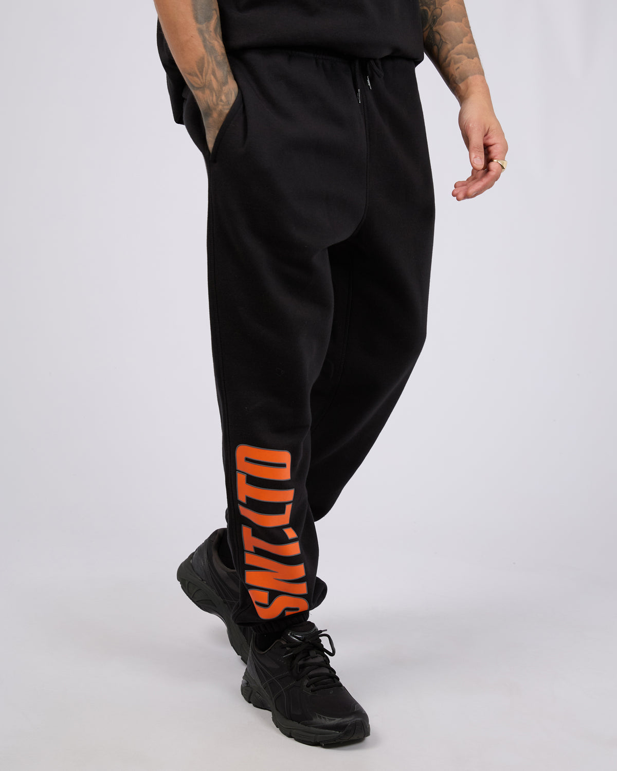 Superbold Track Pant Black
