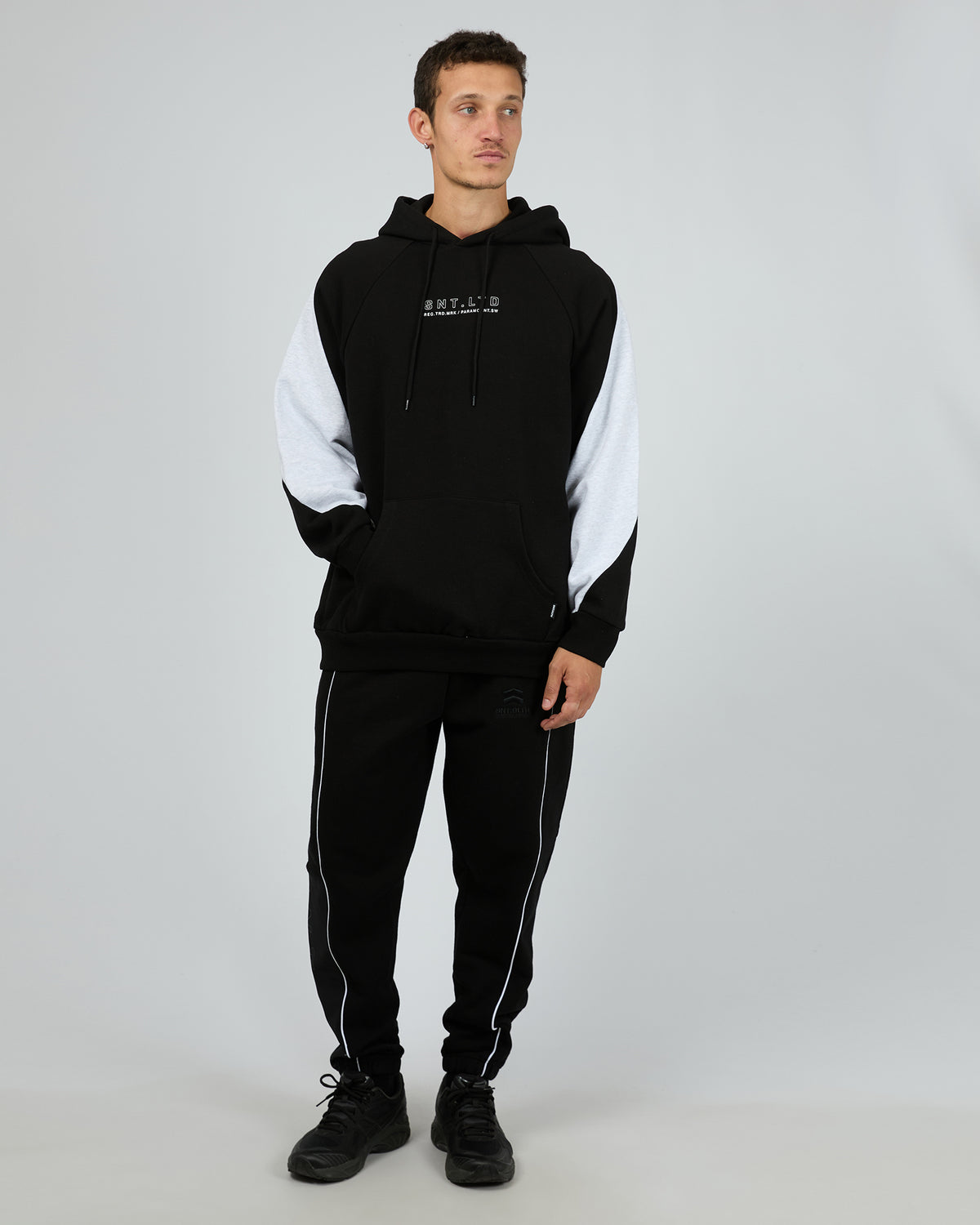 Proline Hoodie Black