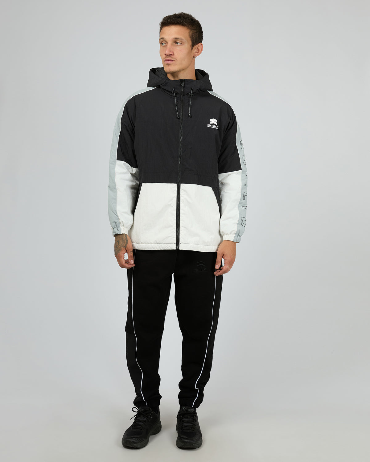 Proline Jacket Black