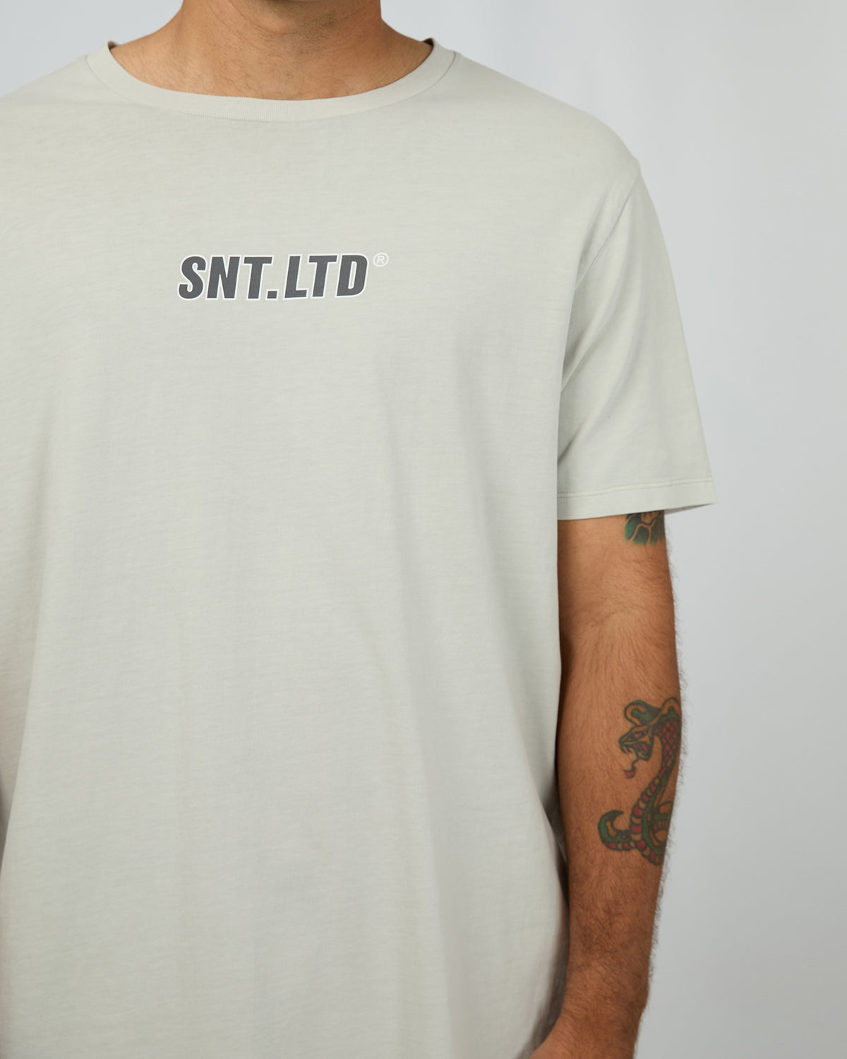 Vital Ext Scoop Tee Grey