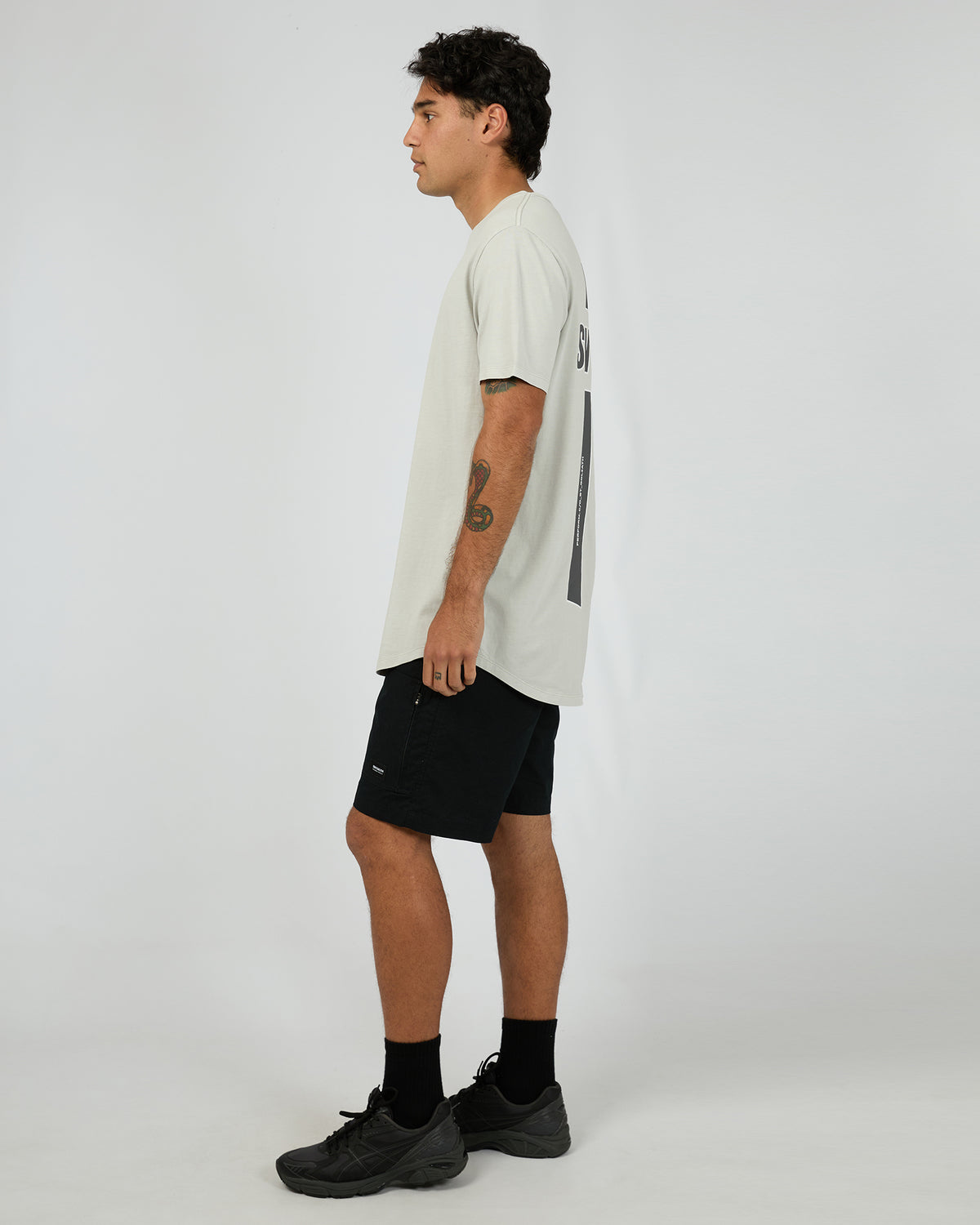 Vital Ext Scoop Tee Grey