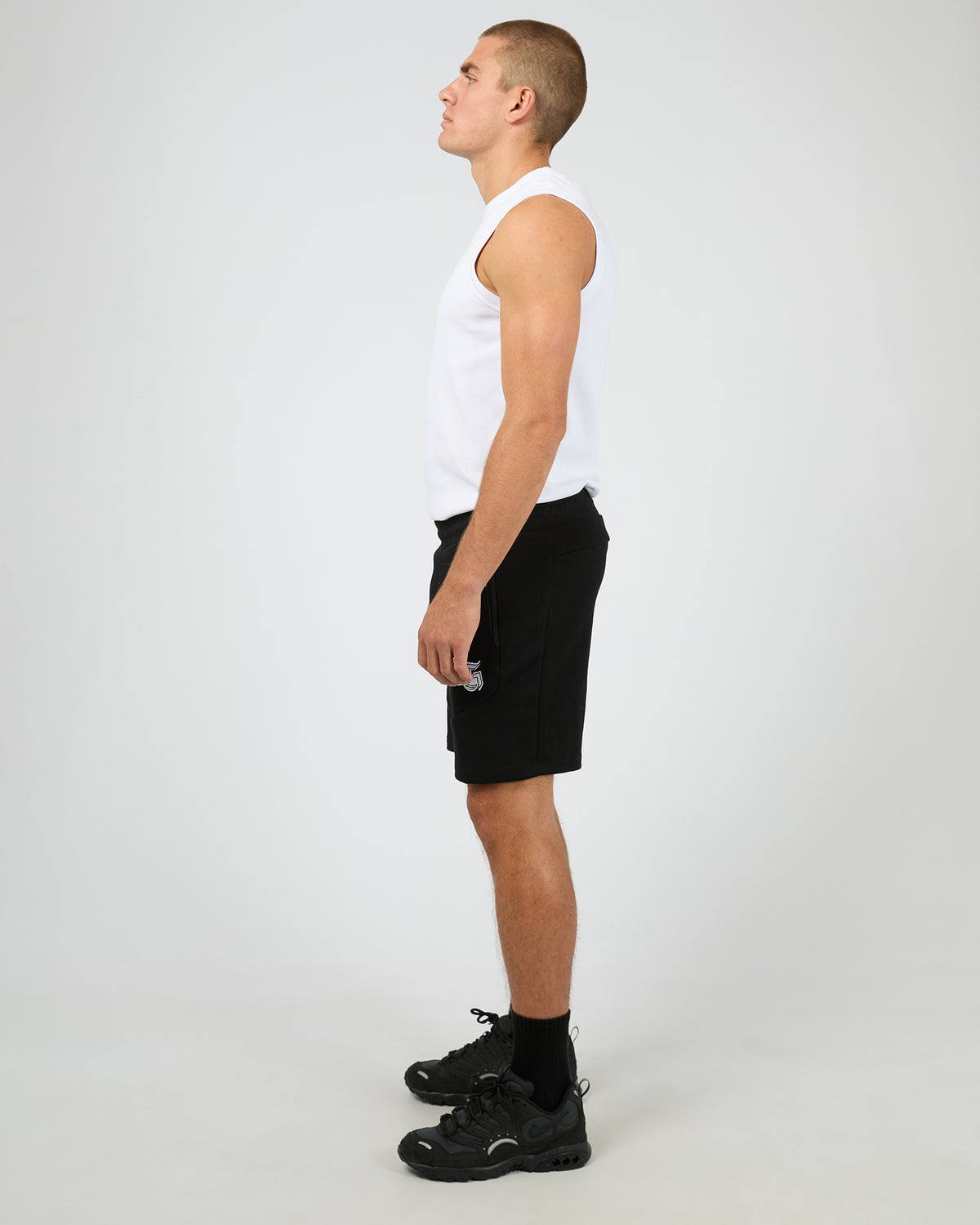 Interval Short Black