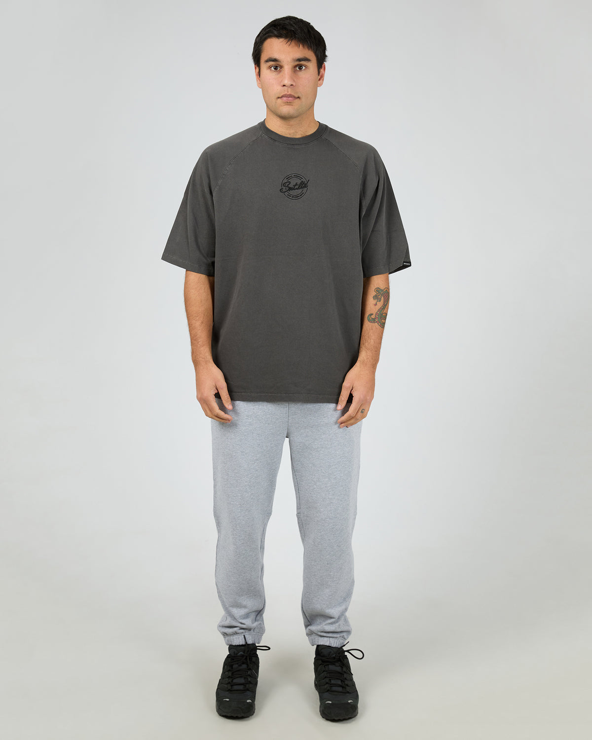 Radio Tee Coal